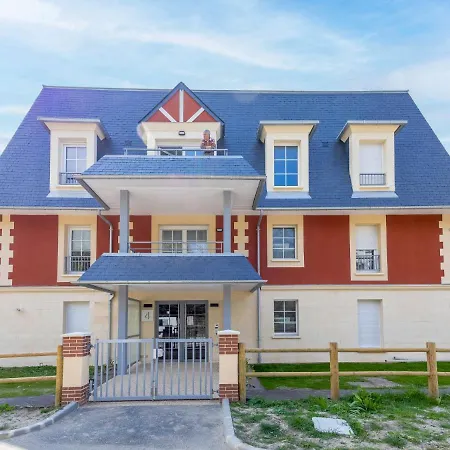 Nouvelle Vague-2 By Interhome *