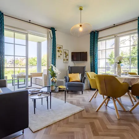 Nouvelle Vague By Interhome
