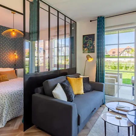 Nouvelle Vague-2 By Interhome