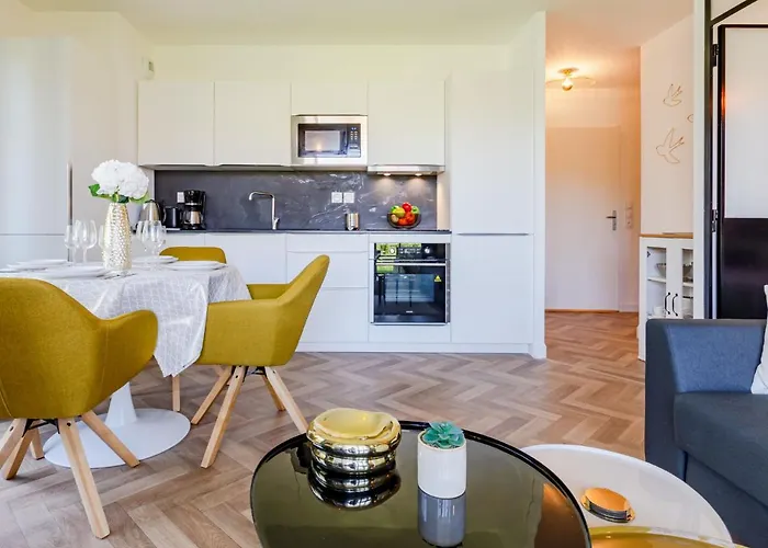 Apartment Nouvelle Vague-2 By Interhome *