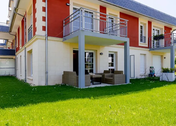 Nouvelle Vague-2 By Interhome *